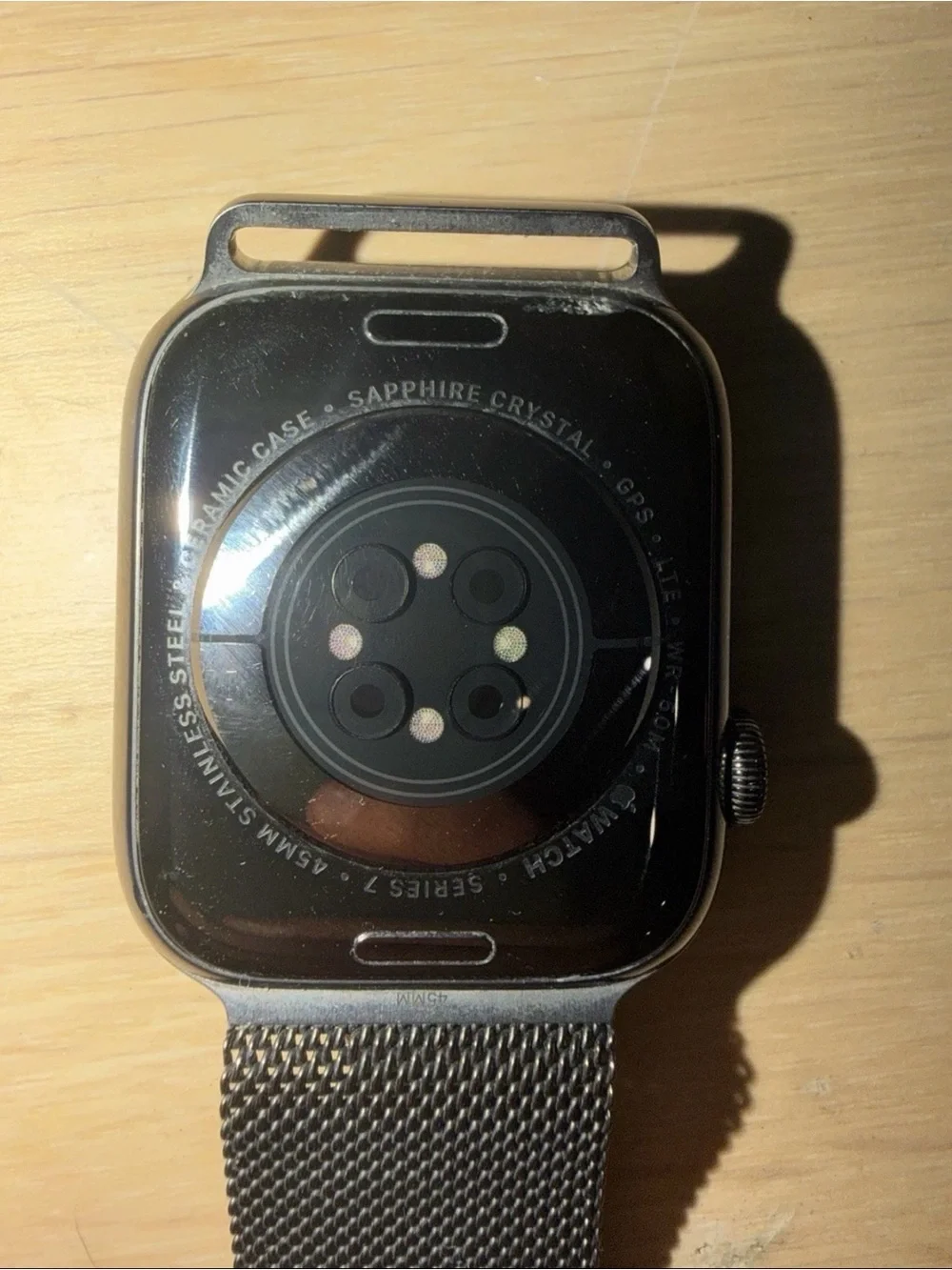 Black Smartwatch with Black Milanese Band - Modern Fitness Wearable